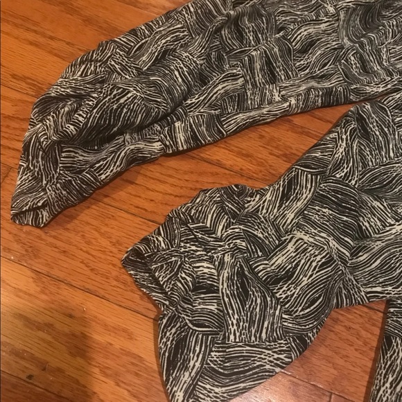 CJ Banks Zebra Animal Print Long Sleeve Top Plus - Picture 5 of 8